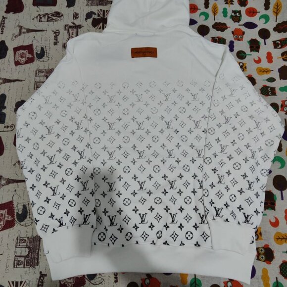 Chic Gradient Monogram Print Hoodie - Picture 2 of 5